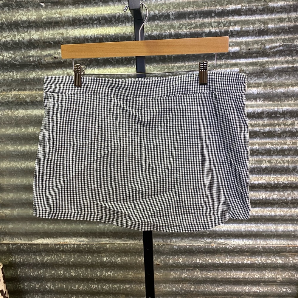 Free People Big Dreams Navy and White Cotton Gingham Skort Size 12 NWOT
